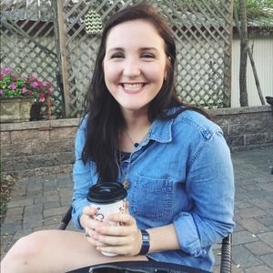 Meet your Posher, Brooke